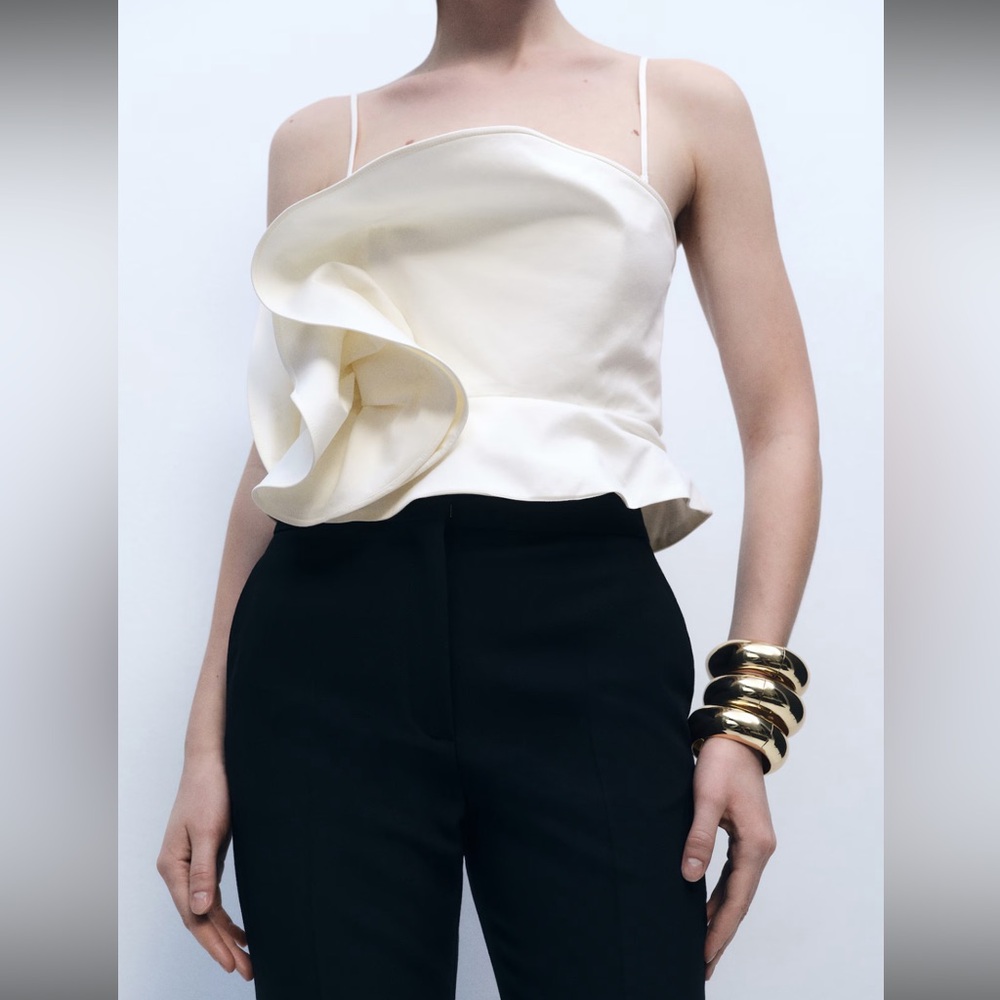 MANGO MAXI RUFFLE TOP in Off White
